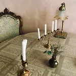 Charme D'ancien Au Coeur De Vieux-tours