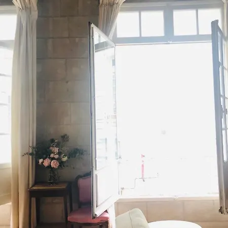 Charme D'ancien Au Coeur De Vieux-tours