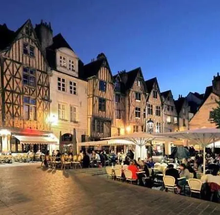 Apartment Charme D'ancien Au Coeur De Vieux-tours *