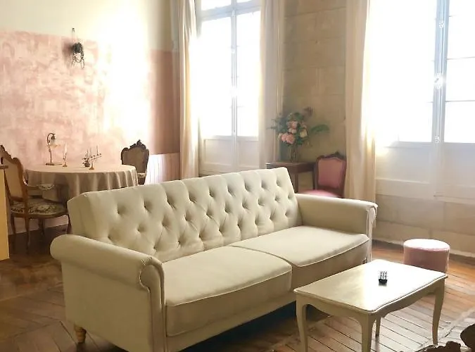 Charme D'ancien Au Coeur De Vieux-tours * Tours