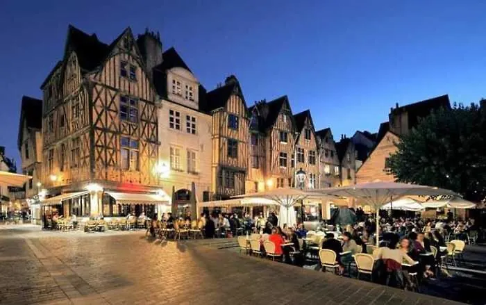 Lejlighed Charme D'ancien Au Coeur De Vieux-tours *